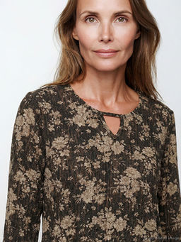 Bisiklet Yaka ?i?ekli Bluz