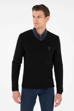 Мужской черный базовый свитер
