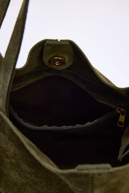 Koyu Kahverengi Premium Hakiki Deri Suet Kad?n Maksi Boy Omuz Cantas? TAKAW26OC00041 - Trendyolmilla фото 9