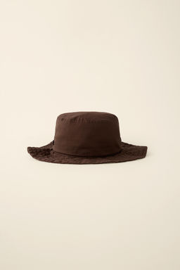 GORRO BUCKET CREATED BY CARAMEL LONDON X ZARA / Marr?n