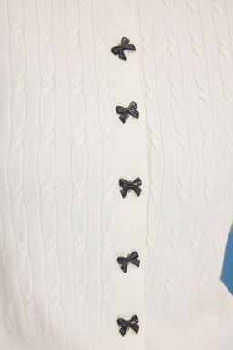 TRENDYOLMILLA Ekru Sac Orgulu Kurdele Dugmeli Triko H?rka TWOSS25HI00005  фото 4