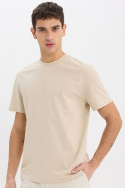 New Regular Fit Bisiklet Yaka Basic Duz K?sa Kollu Tisort