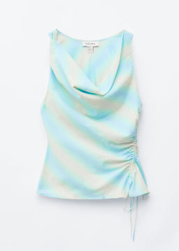 Top con cuello chal y cord?n de ajuste