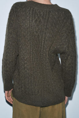 OVERSIZED CABLE KNIT JUMPER - Zara фото 3
