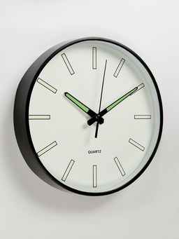 Часы настенные интерьерные «Классика», плавный ход, светящиеся, d=25 см