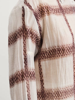 Рубашка из тенселя с патами на рукавах / Zarina  фото 7