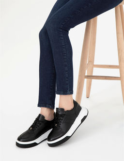 Siyah Deri Sneaker