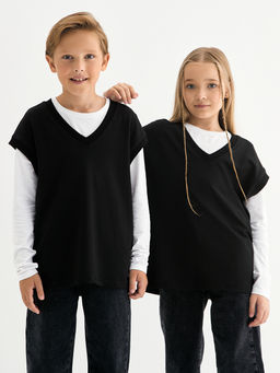 Черный жилет