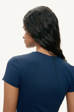 Camiseta entallada de microfibra - H&m фото 11