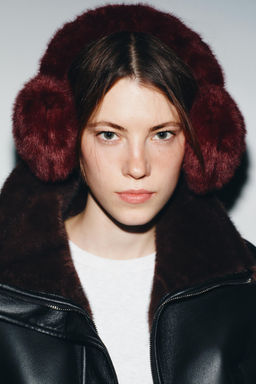 HEART-SHAPED FAUX FUR EARMUFFS - Zara фото 2