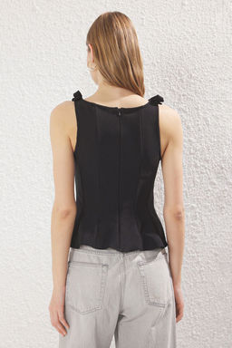 Trendyolmilla Siyah Fiyonk Detayl? Fitted Ask?l? Peplum Dokuma Bluz TWOSS25BZ00494  фото 4