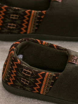 Desenli ??i Pel?? Erkek Ev Botu