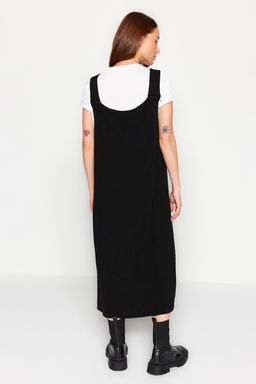 TRENDYOLMILLA Siyah Maxi Triko V Yaka Jile Elbise TWOAW24EL00011