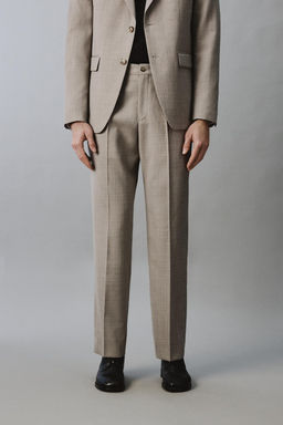 PANTAL?N TRAJE CONFORT CON LANA / Gris / Beige