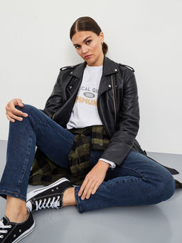 Утепленные женские джинсы мом с начесом - Mossmore фото 3