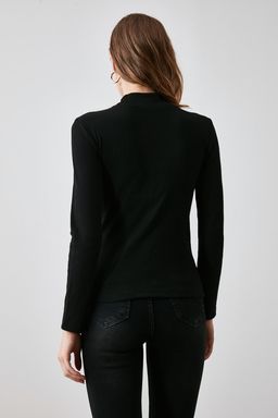 Siyah Fitted/Vucuda Oturan Dik Yaka Uzun Kol Fitilli Esnek Orme Bluz TWOAW21BZ0423