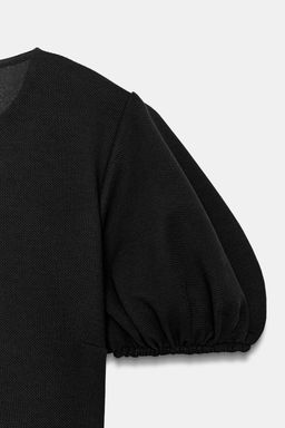 TOP MANGA ABULLONADA / Negro - Zara фото 9