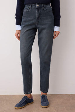 Mavi Yuksek Bel Yeni Mom Jeans TWOAW26JE00055 - Trendyolmilla фото 3