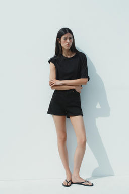 HIGH-WAIST MOM FIT TRF BERMUDA SHORTS