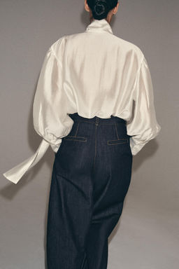 CAMISA SATINADA LAZADAS ZW COLLECTION / Blanco roto - Zara фото 3