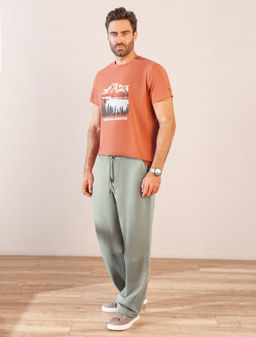 Брюки прямые на резинке из футера двухнитки с эластаном с затяжкой по низу