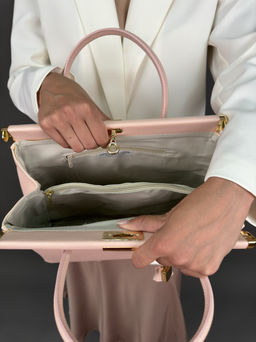 Сумка женская из телячьей кожи