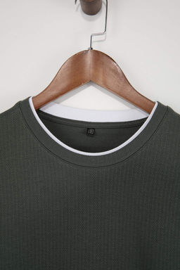 Antrasit Oversize/Genis Kesim Dokulu T-Shirt TMNSS26TS00017