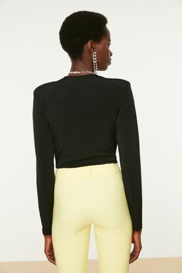 Siyah Kruvaze Yaka Orme Body TPRAW22BD0161
