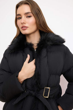 Siyah Regular Kal?p Kemerli Kurklu Mont TWOAW26MO00175