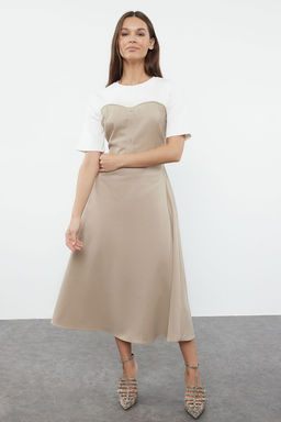 TRENDYOLMILLA Siyah Duz Midi Dokuma Elbise TWOAW25EL00162
