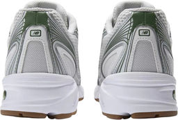 Кроссовки взрослые