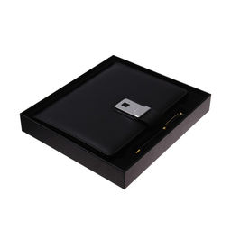 Органайзер на кольцах А5, 140 листов, в клетку, с ручкой, сканером пальца, зарядкой в подарочной коробке, обложка ПВХ, чёрный - Simaland фото 2