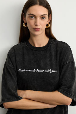 Футболка с принтом Music