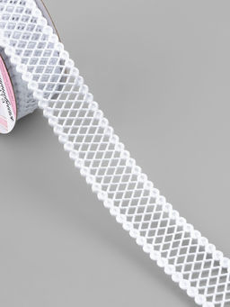 Лента фигурная Ромбы резные, 25 мм, 90.5 м, белая
