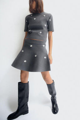 KNIT TOP WITH RHINESTONES