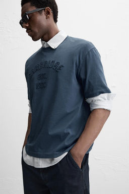 CAMBRIDGE EMBOSSED TEXT T-SHIRT - Zara фото 5