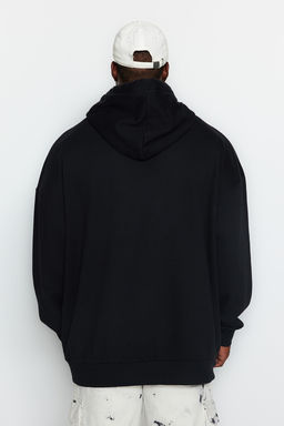 TRENDYOL MAN Siyah Buyuk Beden apusonlu Oversize/Genis Kesim Ici Polar/S?cak Tutan Sweatshirt TMNAW24AO00013 - Trendyolmilla фото 13