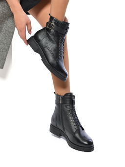 ботинки
								BELWEST