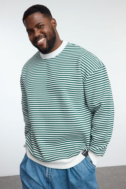 TRENDYOL MAN Buyuk Beden Siyah Oversize/Genis Kesim Cizgili Ici Polarl? Sweatshirt TMNAW25AO00017