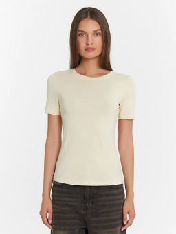 Футболка женская бежевая