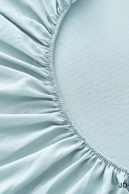 Комплект постельных принадлежностей, простыня на резинке  Борт 25 + 2 наволочки 70*70 голубой