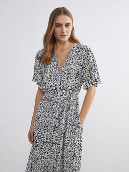 V Yaka ?i?ekli Belden Oturtmal? Elbise