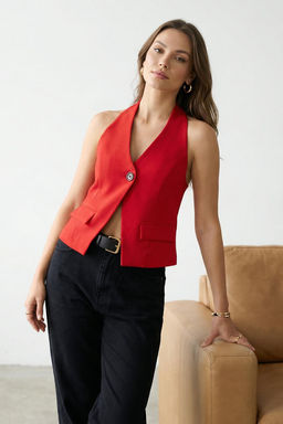 K?rm?z? Regular Regular Halter Yaka Tek Dugmeli Yelek TWOSS25YE00087