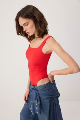 Nar Cicegi Duz Regular Kare Yaka Kolsuz Buzgulu C?tc?tl? Poliamid Orme Body TWOSS26BD00023