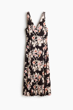 Vestido de crep? con nesgas