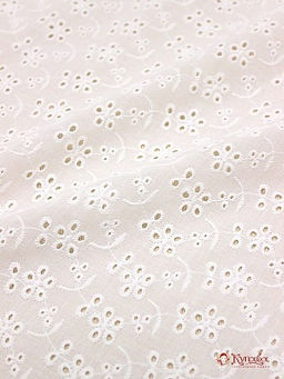 Шитье Летнее настроение цв.молочно-белый, ш.1.5м (выш.часть1.34м), батист, хлопок-100%, 80гр/м.кв