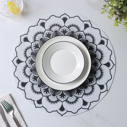 Набор салфеток сервировочных Доляна Мандалы, 4 шт, d=38 см, цвет белый  фото 5