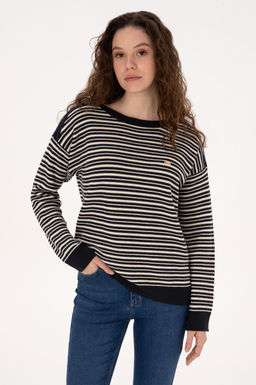 Kad_n Lacivert Kazak