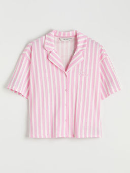 G?mlek Yaka ?izgili Kad?n ?ortlu Pijama Tak?m?