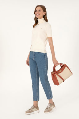 Женская кремовая сумочка Неожиданная скидка в корзине